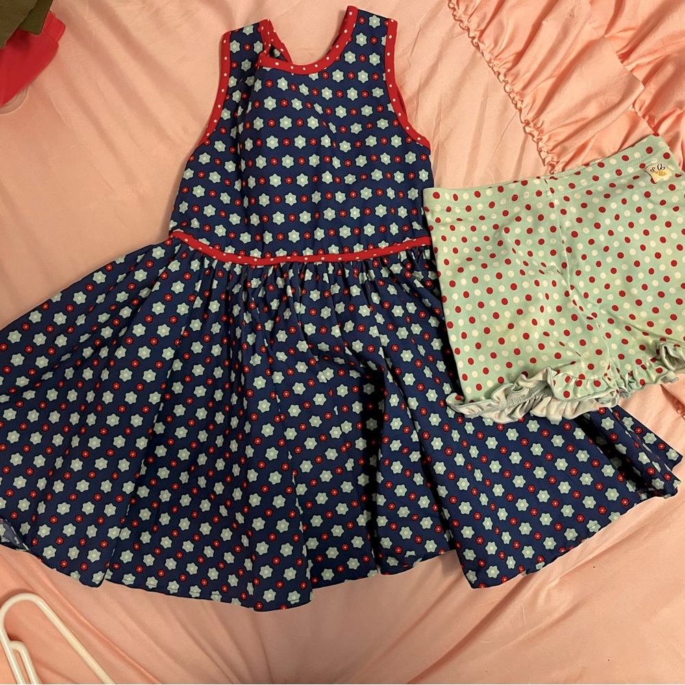Girls dress
